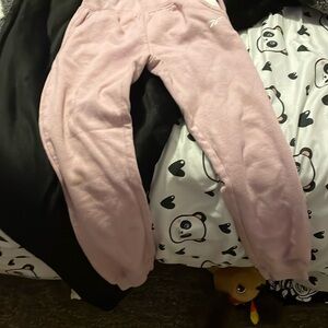 Has a pocket it's purple